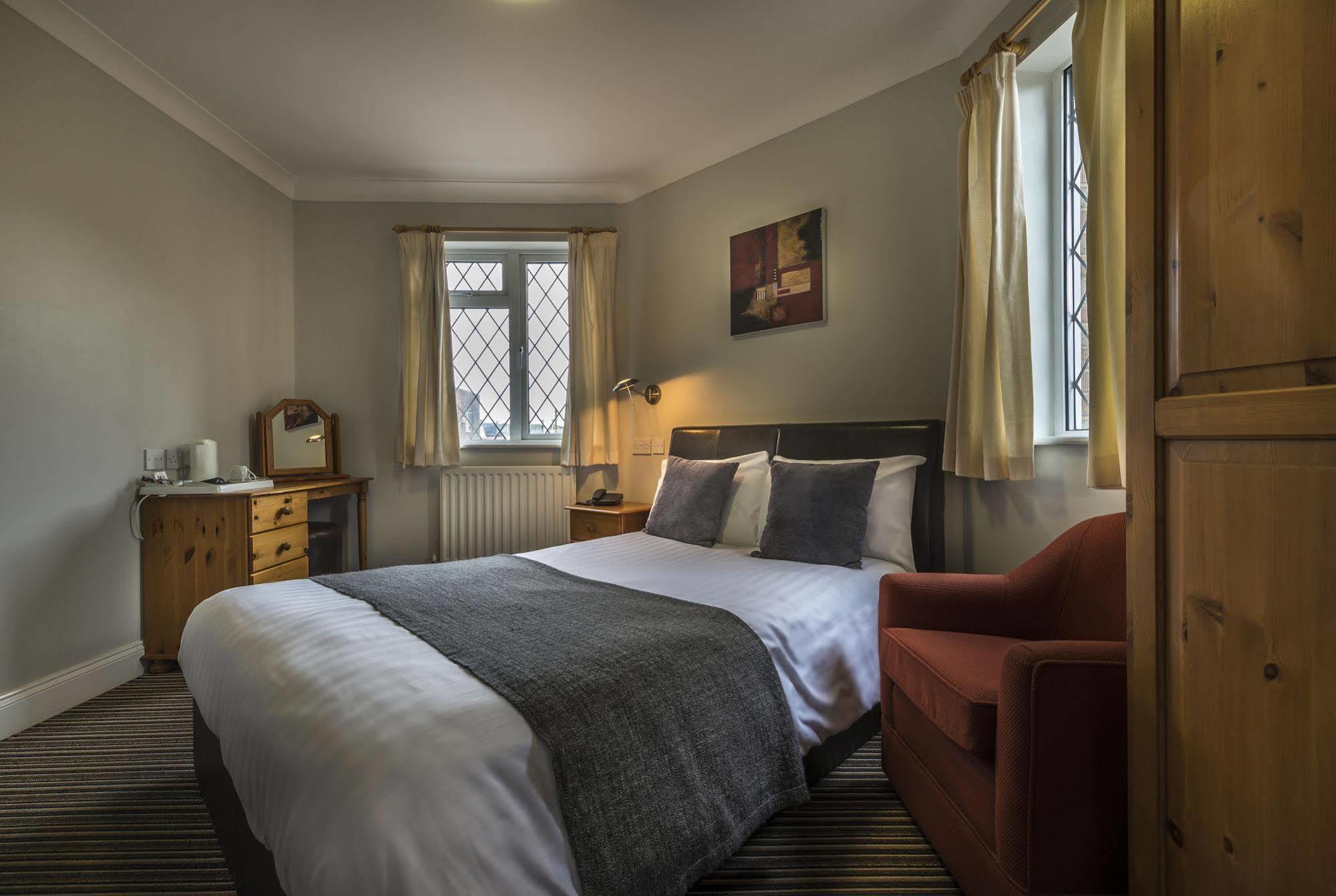 The Golden Lion Hotel, St Ives, Cambridgeshire St Ives  Bagian luar foto